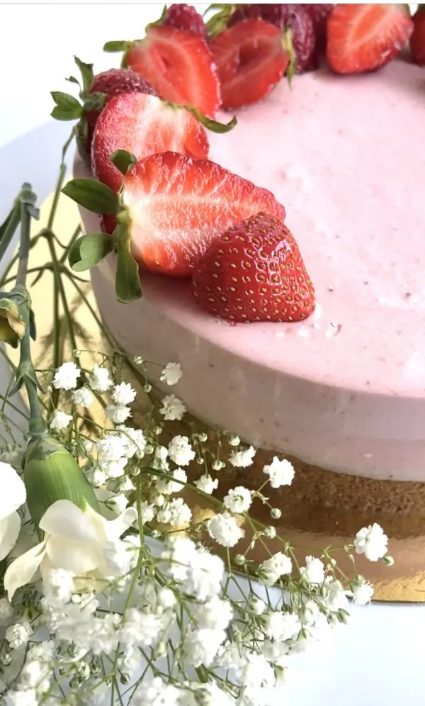 Tarta mousse de fresa - Imagen 4