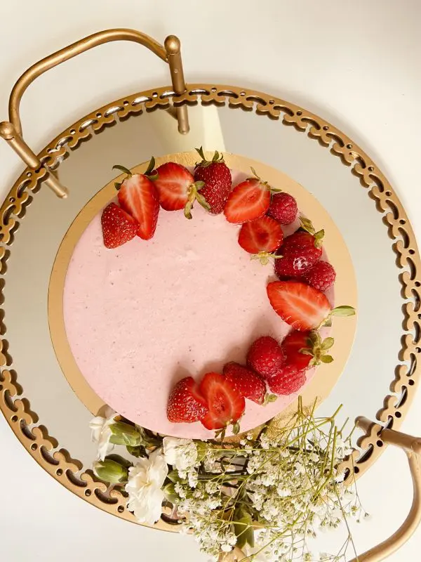 Tarta mousse de fresa