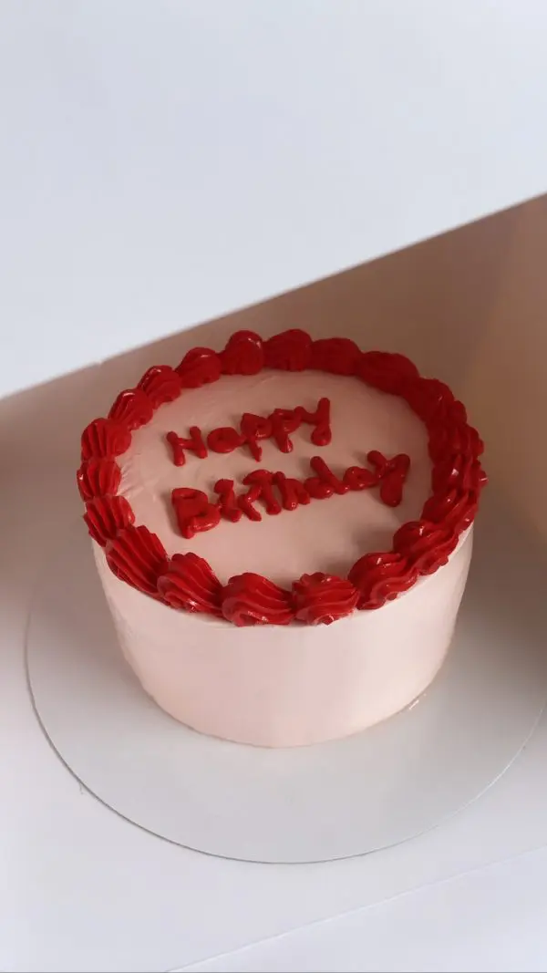 Tarta mini   "Happy Birthday rojo"